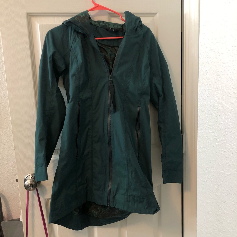 Emerald Lululemon Sweat Life rain coat